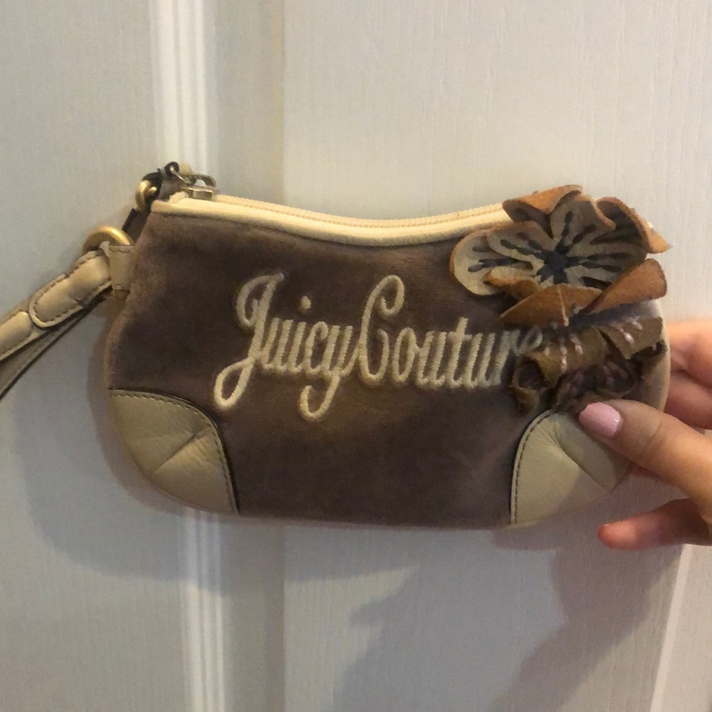 Juicy Couture wristlet